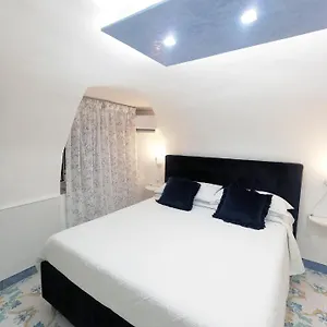  Holiday home Domus Myosotis Italy