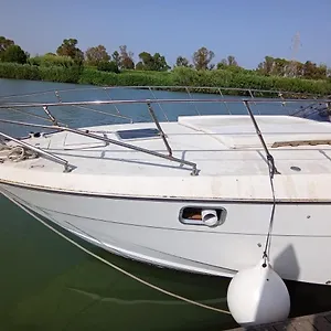  Botel Cristina Italy